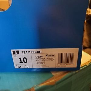 Adidas Team Court